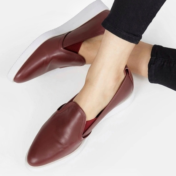 🌸 Everlane | Mahogany Leather Slip Ons - Picture 1 of 12